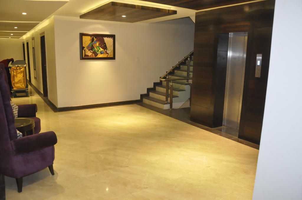 Hotel Rallentino Kota  Εξωτερικό φωτογραφία