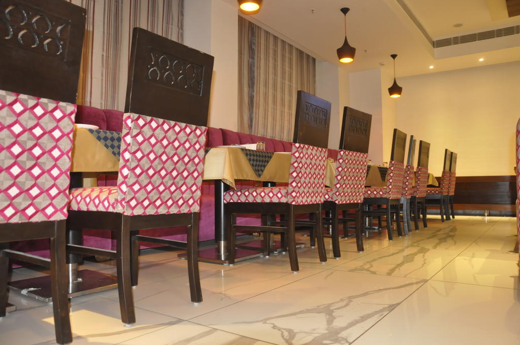 Hotel Rallentino Kota  Εξωτερικό φωτογραφία