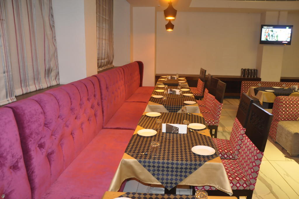 Hotel Rallentino Kota  Εξωτερικό φωτογραφία