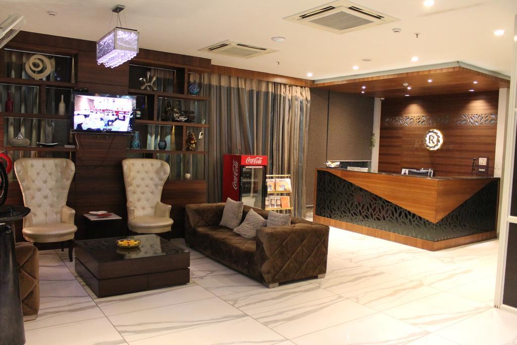 Hotel Rallentino Kota  Εξωτερικό φωτογραφία